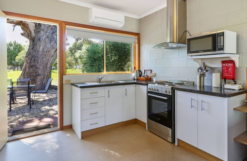 Mansfield Apartment | All Seasons Mansfield