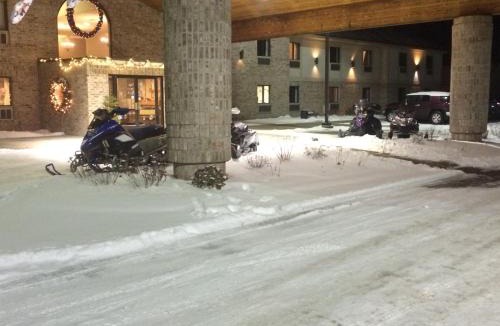 Kalkaska Hotel | All Seasons Resort