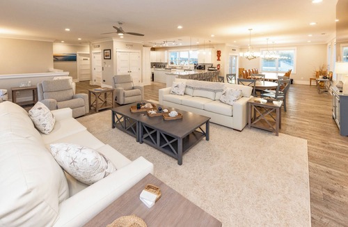 Sandbridge House | All Shell Be Well - 8 bedrooms with ocean views and private pool