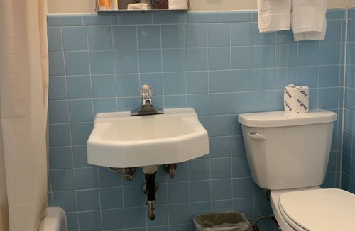 Marceline Hotel | All Start Queen Room at Hotel Marceline