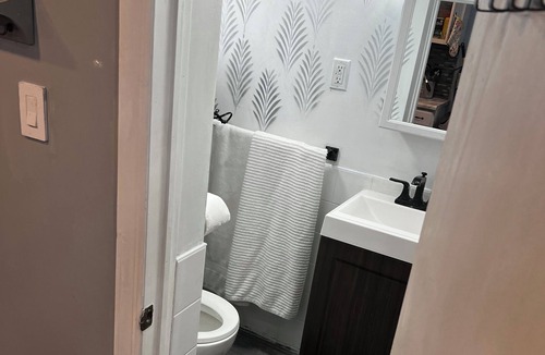 Southeast Yonkers Apartment | All the comforts of home