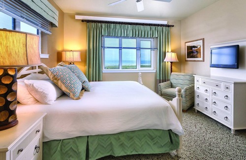 Long Beach Resort | All the comforts of home!