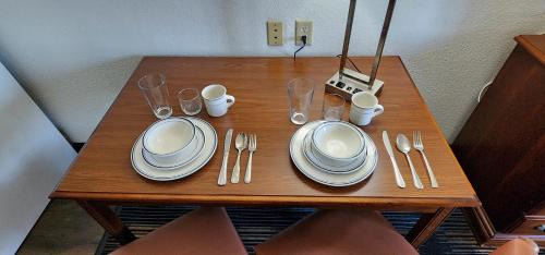 St. Robert Hotel | All Towne Suites