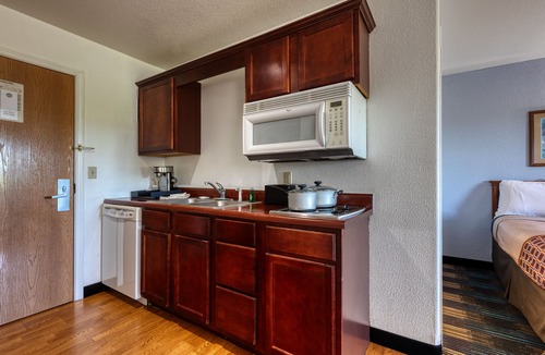 St. Robert Apartment | All Towne Suites
