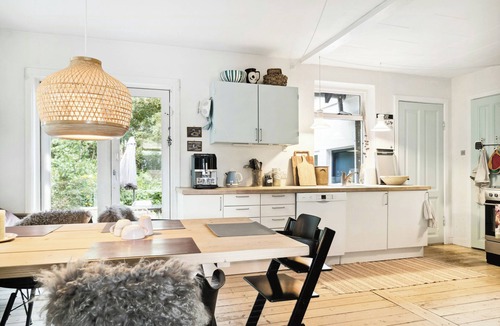 Ebberup House | All-year oasis with sea field and nature views