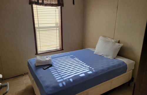 Crane Cabin | All your Workforce Housing Needs-Extended stay, nightly, weekly, & monthly stay.