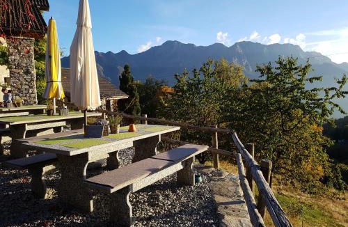 Centovalli Hotel | Alla Capanna