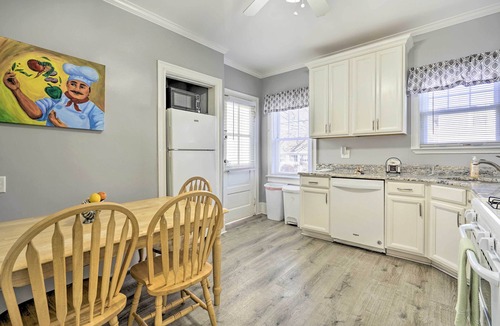 Allenhurst House | Allenhurst Abode w/Porch & Central Location!