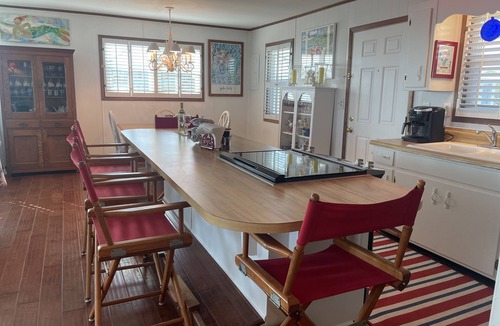 Alligator Point House | Alligator Point "Old Florida” Beachfront Cottage