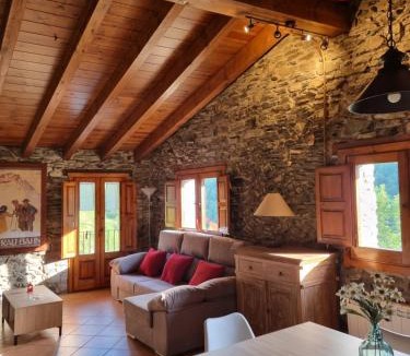 Espinavell Apartment | Allotjaments Cal Llarg
