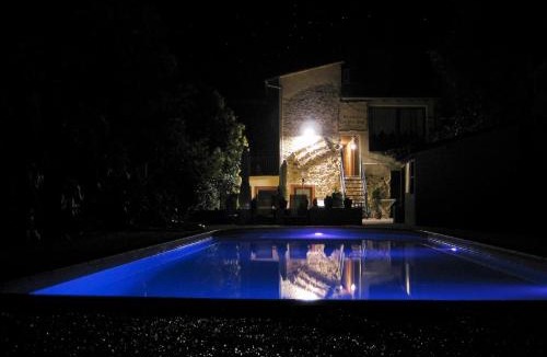 Santa Pau Apartment | Allotjaments Rurals Can Pere Petit