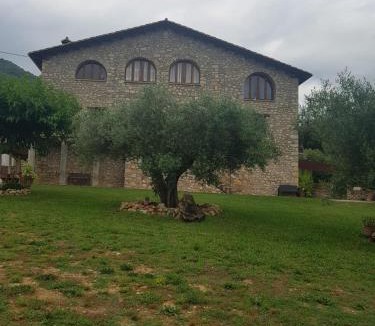 Sales de Llierca House | Allotjatments Can Servosa