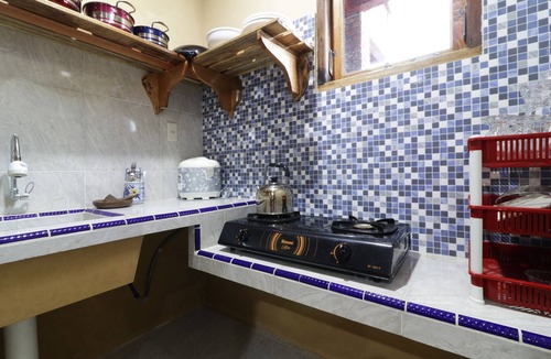 Berastagi Hotel | Alloyna Country Cottage