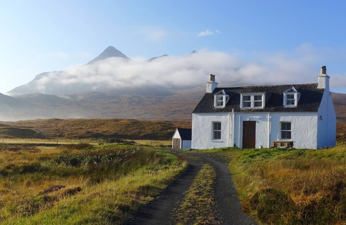 Sleat House | Allt Dearg, Sligachan