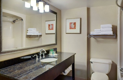 Barrie Hotel | Allure Hotel & Conference Centre