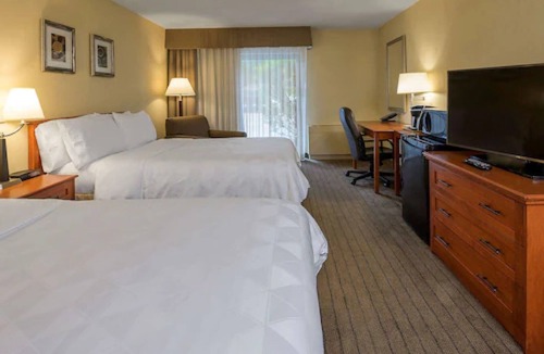 Barrie Hotel | Allure Hotel & Conference Centre