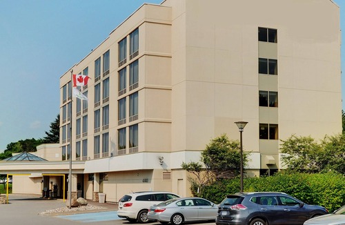 Barrie Hotel | Allure Hotel & Conference Centre