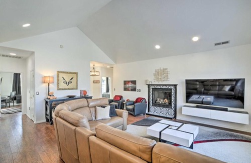 Altamont House | Alluring Home with Fire Pit Less Than half Mi to OIT!