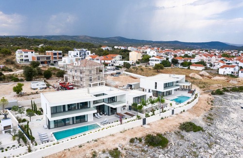 Rogoznica Villa | Alluring Rogoznica Villa | 5 Bedrooms | Villa Evening Star
