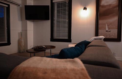 Alma Apartment | Alma 2 bedroom Sleeps 6