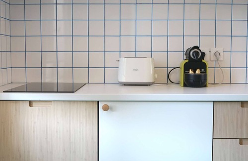 Saint-Martin-du-Littoral Apartment | Alma (Centre-Ville - La Plage)