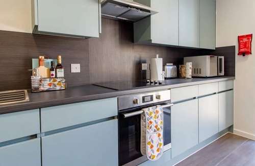 Canterbury Apartment | Alma Court