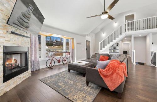 Bentonville House | Almand House-ON MTB Trail-Hot Tub-Epic Gameroom