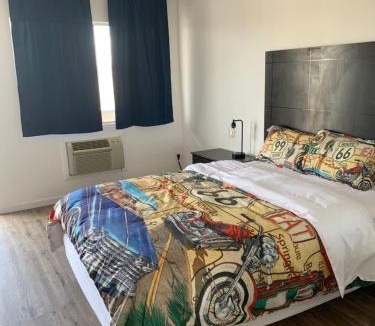 Tucumcari Hotel | Almara Inn