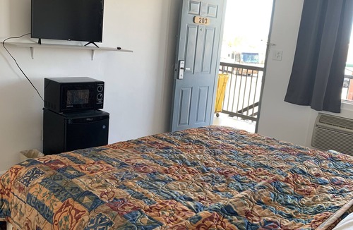 Tucumcari Hotel | Almara Inn