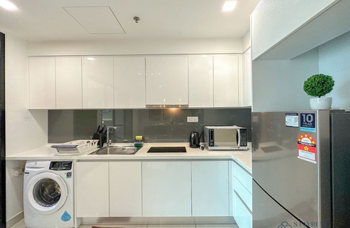 Nusajaya Condo | Almas Suites Puteri Harbour by Stayrene