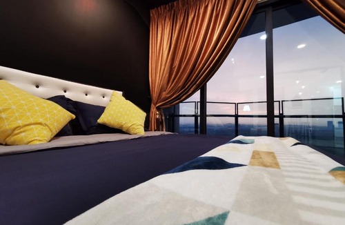 Nusajaya House | Almas Suites Puteri Harbour Hello Kitty