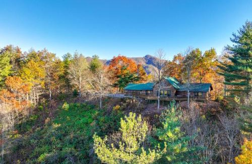 Almond House | Almond Vacation Rental w/Mountain Views!