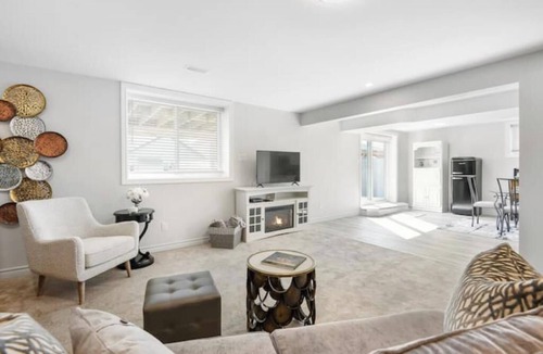 Almonte Apartment | Almonte Guest Suite