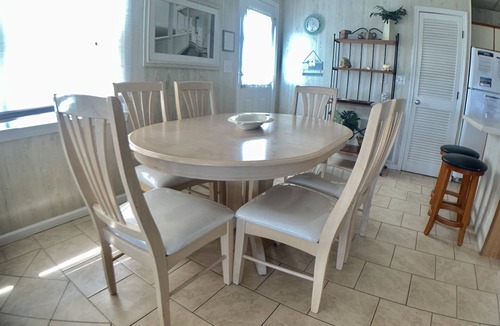 Surfside Beach Condo | Almost Heaven OCEANFRONT D Toes In The Sand Directly on BEACH Pets OK