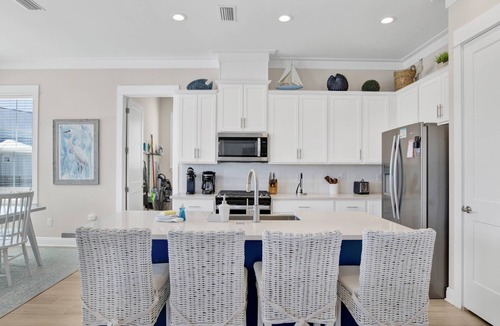 Orange Beach House | Almost Heaven | Pet-Friendly + Pool + Putting Green