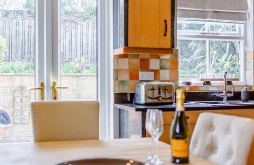 Alnmouth House | Alnmouth Close to beach with Private parking.