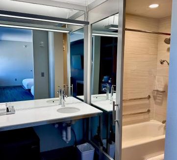 McNeil Hotel | Aloft Austin Northwest