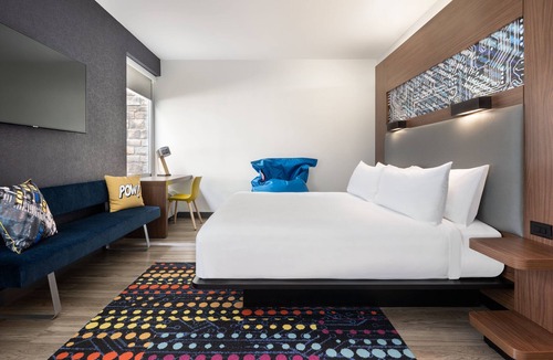 Beachwood Hotel | Aloft Beachwood