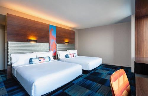 D Street - West Broadway Hotel | Aloft Boston Seaport District