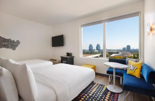 Sandy Springs Hotel | Aloft by Marriott Atlanta Perimeter Center
