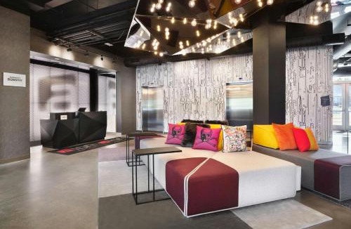 Sandy Springs Hotel | Aloft by Marriott Atlanta Perimeter Center