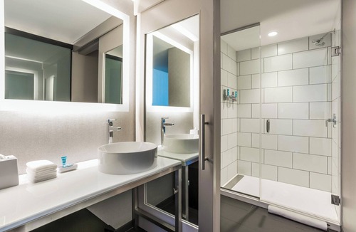 Downtown Austin Hotel | Aloft by Marriott Austin Downtown