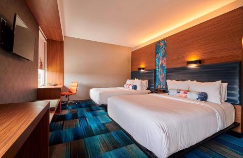 North Olmsted Hotel | Aloft by Marriott Cleveland Airport