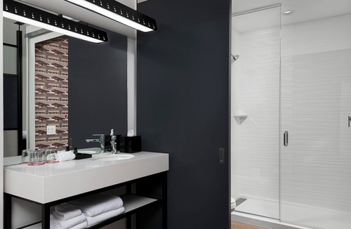 Irving Hotel | Aloft by Marriott DFW Airport North