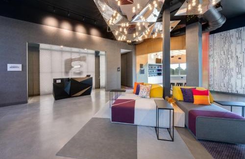 Lawrenceville Hotel | Aloft by Marriott Lawrenceville Sugarloaf