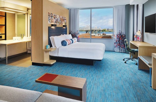 Downtown Louisville Hotel | Aloft by Marriott Louisville Downtown