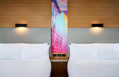 Dorval Hotel | Aloft by Marriott Montreal Airport