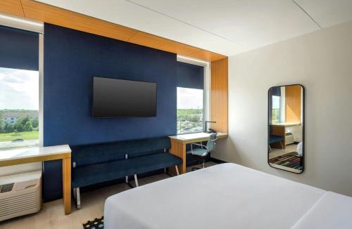 Mount Laurel Hotel | Aloft by Marriott Mount Laurel