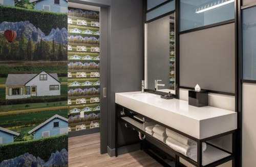 North Natomas Hotel | Aloft by Marriott Sacramento Airport Natomas