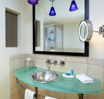 Newark Hotel | Aloft by Marriott Silicon Valley